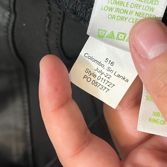 Lilly Pulitzer Eagan High Rise Stretch Coated Denim Jeans Size 14 Black - Picture 7 of 9